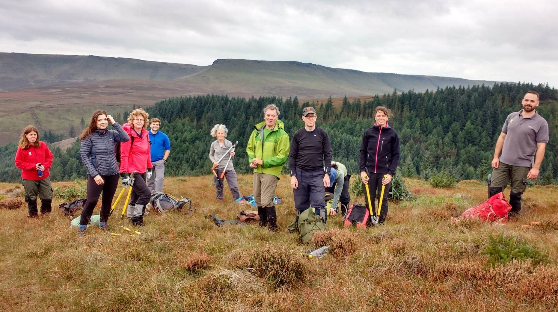 Peak region volunteering with the National Trust